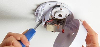 TT_Installing-Smoke-Detector